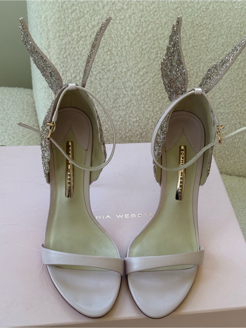 Sophia Webster Blush Pink Crystal Wing Embellished Heels - Picture 7 of 12